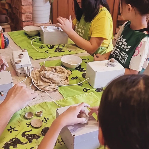 Six Trees Art & Pottery | A68 【迷你】指尖微陶艺<br />
【Mini】Fingertip Wheel Pottery