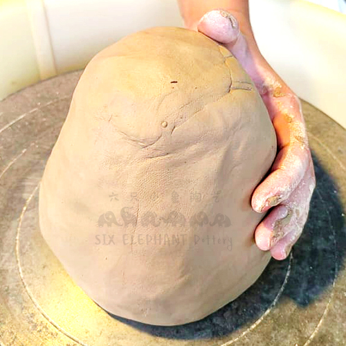 Six Trees Art & Pottery | A61【经典】古法拉坯<br />
【Classic】Wheel throwing